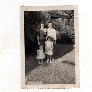 Vintage 1950s  Family Photo Family  Posing for photo Fr1
